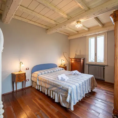 Апартаменты Breathtaking With Parking&garden Torrechiara