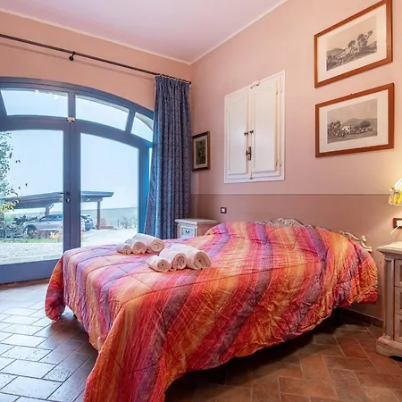 Апартаменты Breathtaking With Parking&garden Torrechiara