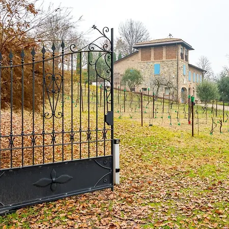 Breathtaking With Parking&garden *