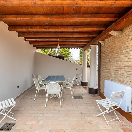 Апартаменты Breathtaking With Parking&garden Torrechiara