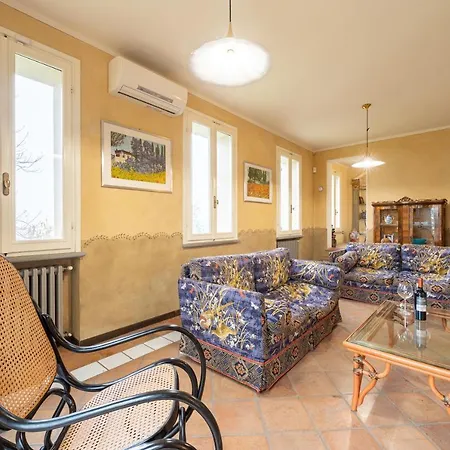 Breathtaking With Parking&garden Torrechiara