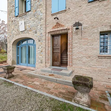 Breathtaking With Parking&garden * Torrechiara
