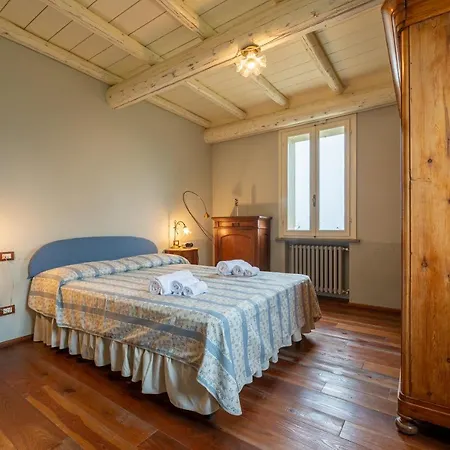 Апартаменты Breathtaking With Parking&garden Torrechiara